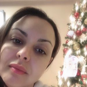 Meet your Posher, Roselyn